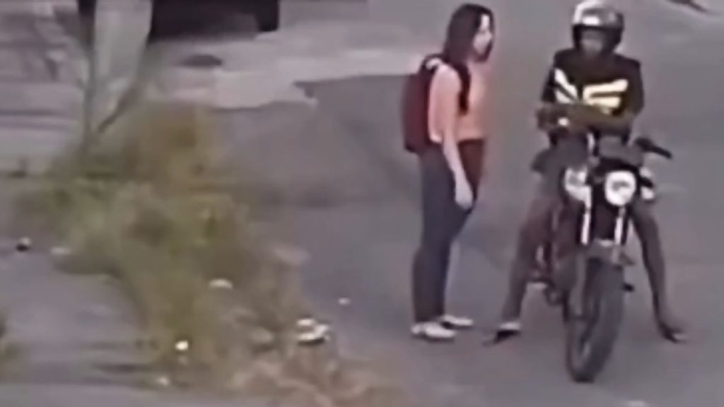 personas policía asaltantes