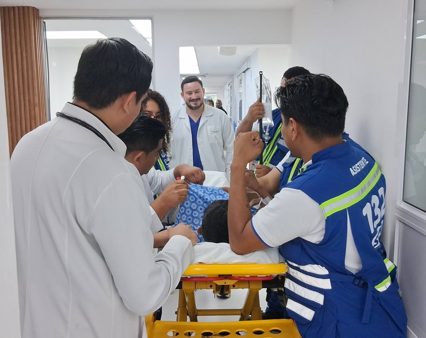 Josué Nehemías Cruz atendido en El Salvador