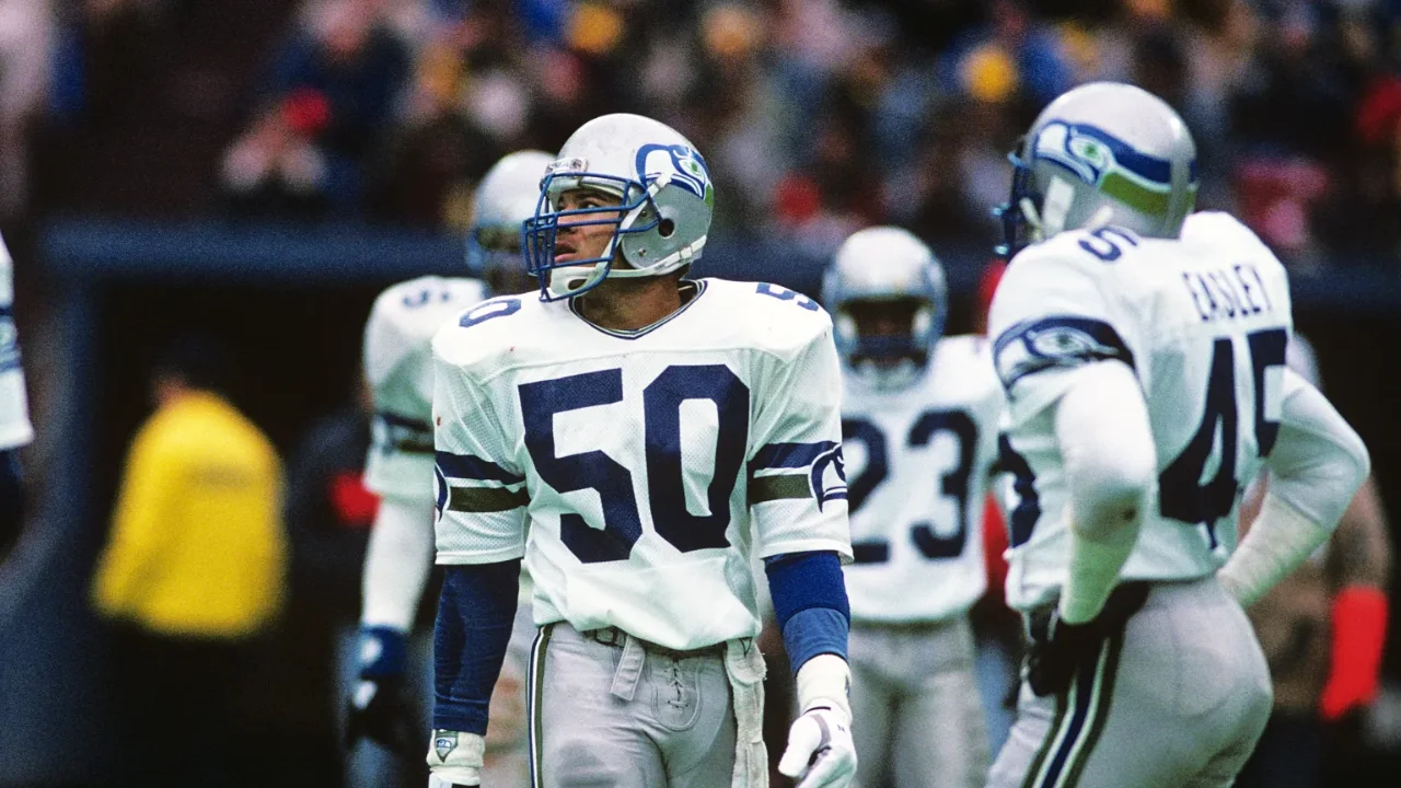 Fotos de Fredd Young, exlinebacker de los Seattle Seahawks