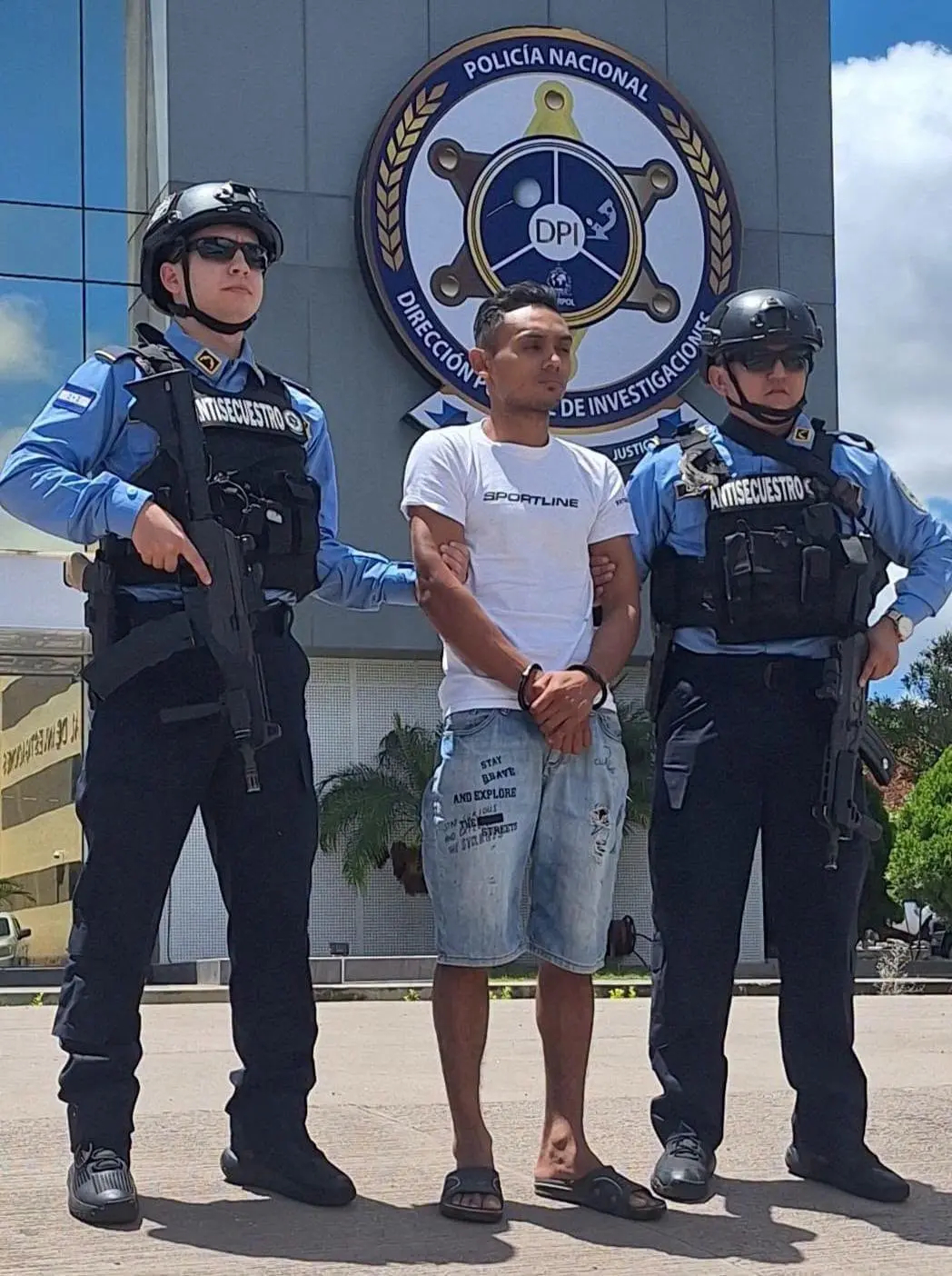 hombre detenid
