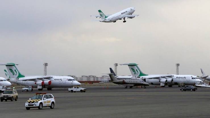 naves aeropuerto