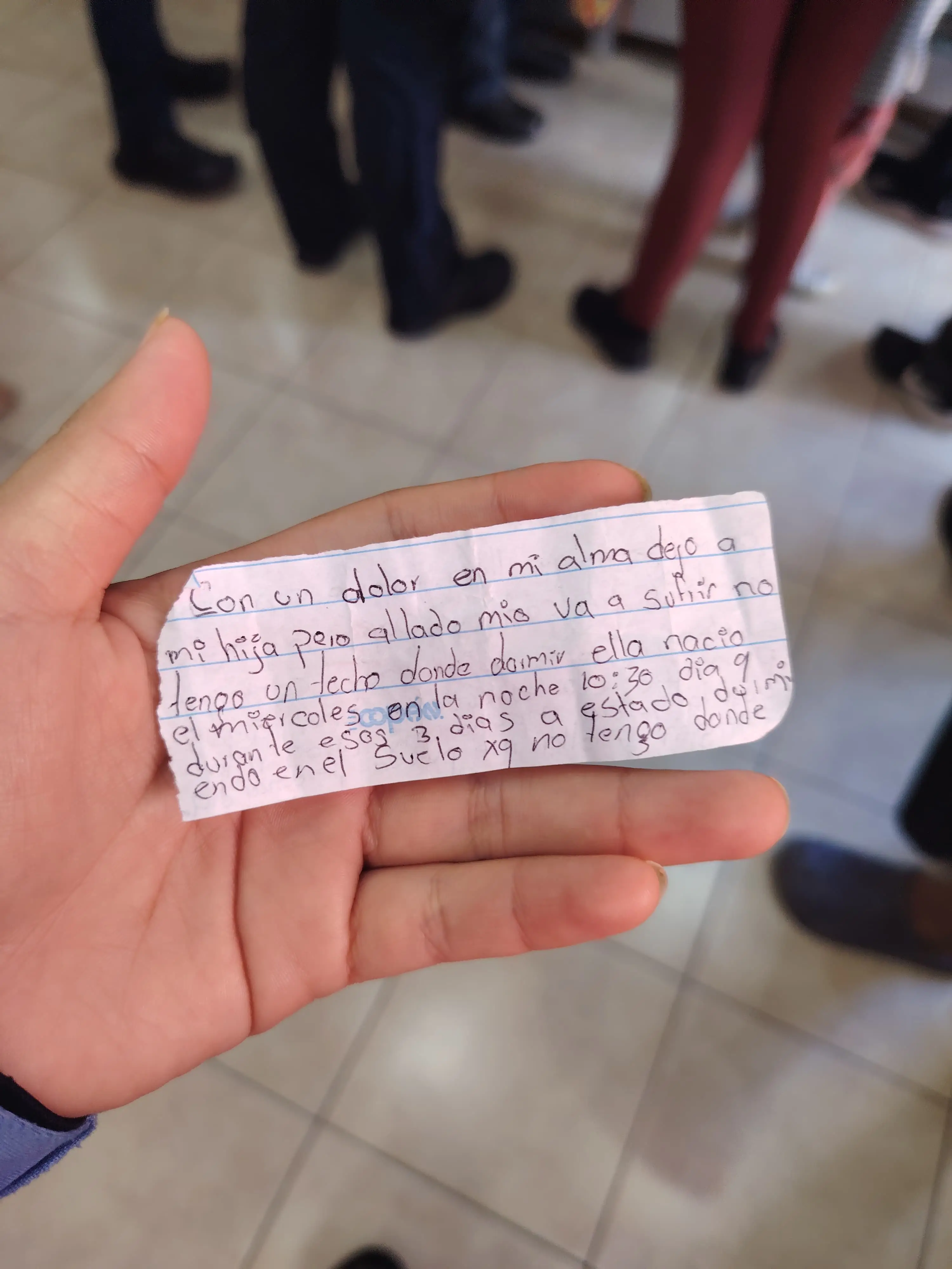 Mensaje dejado junto a la bebé 