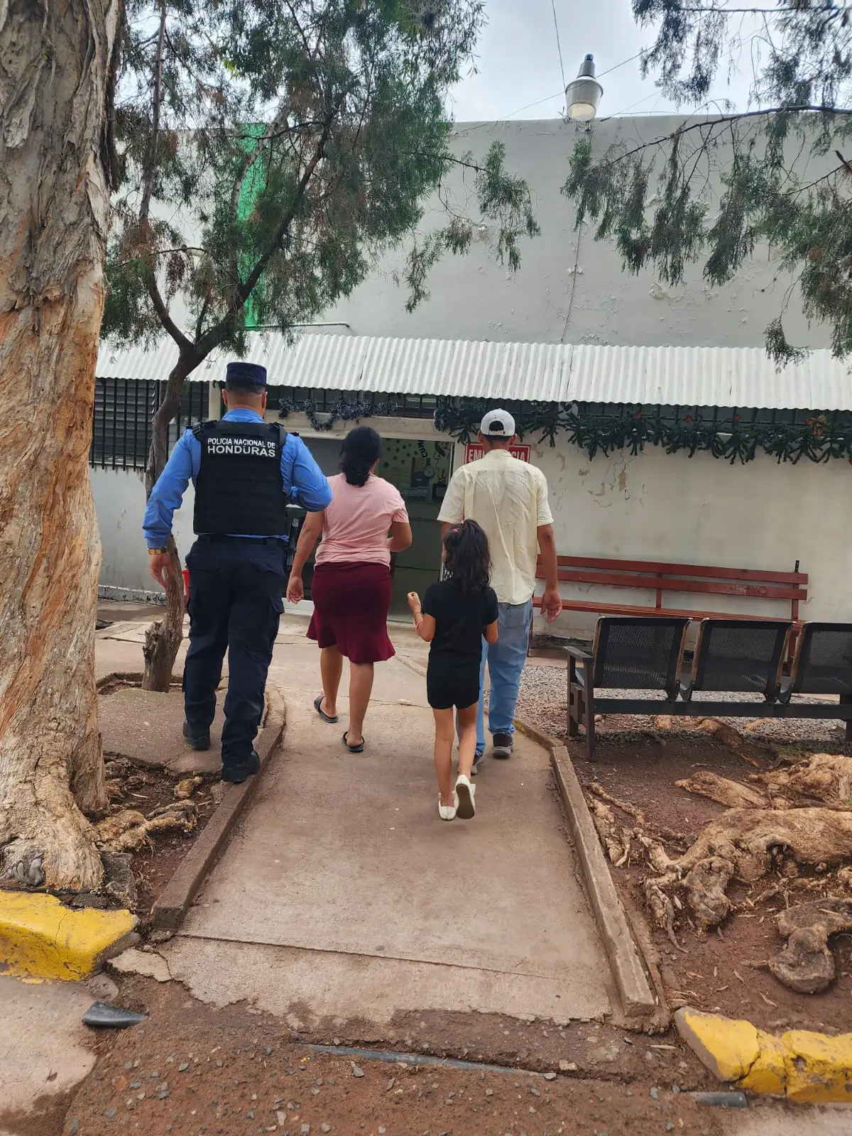 Madre irrumpió en escuela de Tegucigalpa