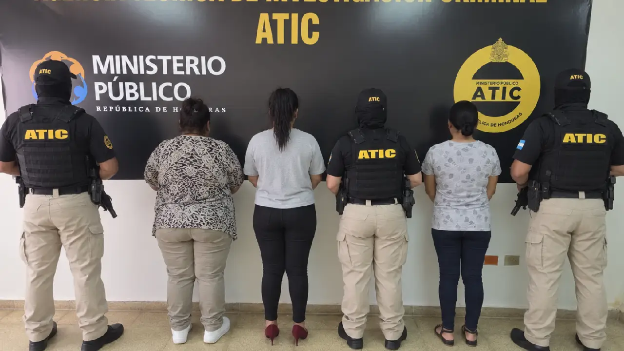 Mulas financieras detenidas