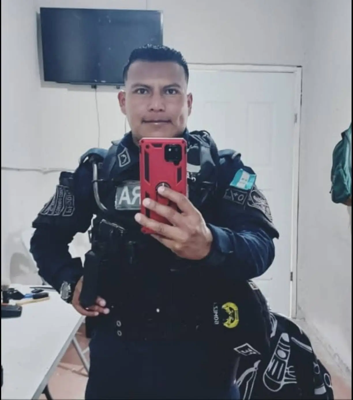 Foto de Jymme Omar Gómez Cruz, policía hondureño cuya muerte ha causado consternación