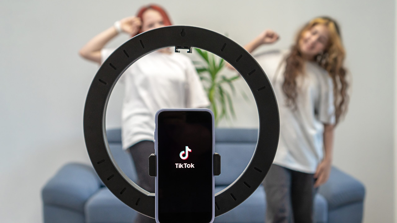 Imagen de TikTok implementará nuevas restricciones para limitar uso a adolescentes