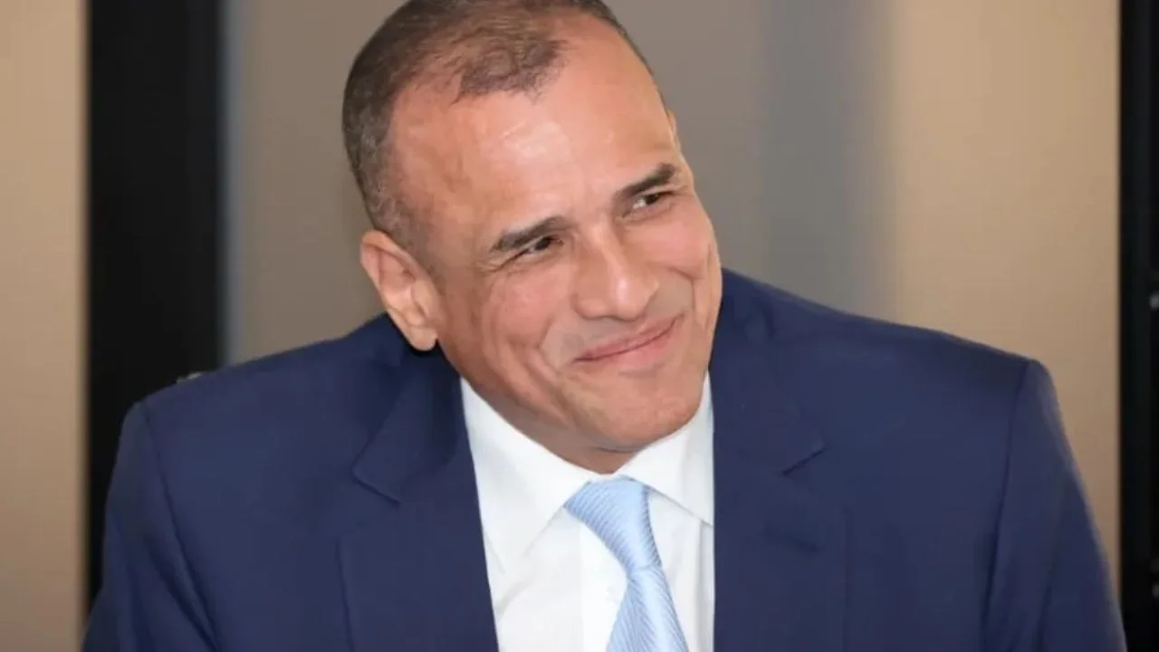 Carlos René Montoya Muñoz Wikipedia: biografía y currículum vitae del funcionario Imagen de Carlos René Montoya Muñoz Wikipedia: biografía y currículum vitae del funcionario