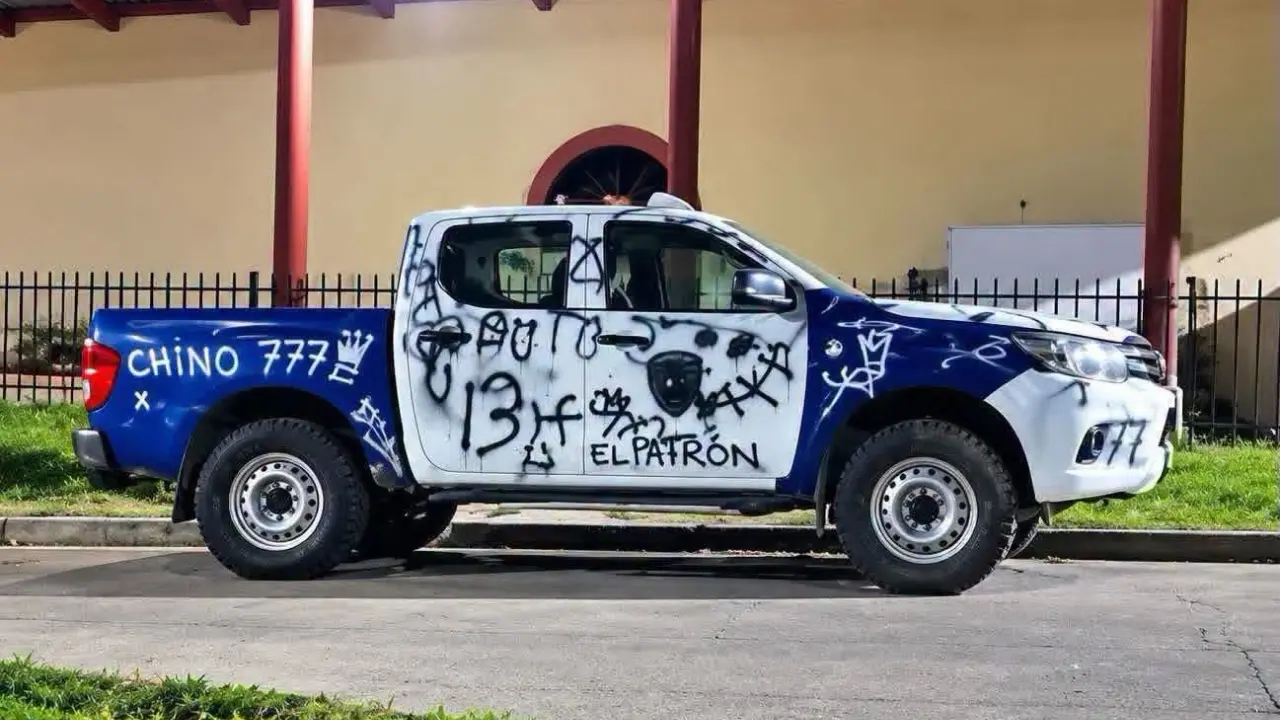 Vandalizan patrulla de la Policía Nacional en Opatoro, La Paz Imagen de Vandalizan patrulla de la Policía Nacional en Opatoro, La Paz