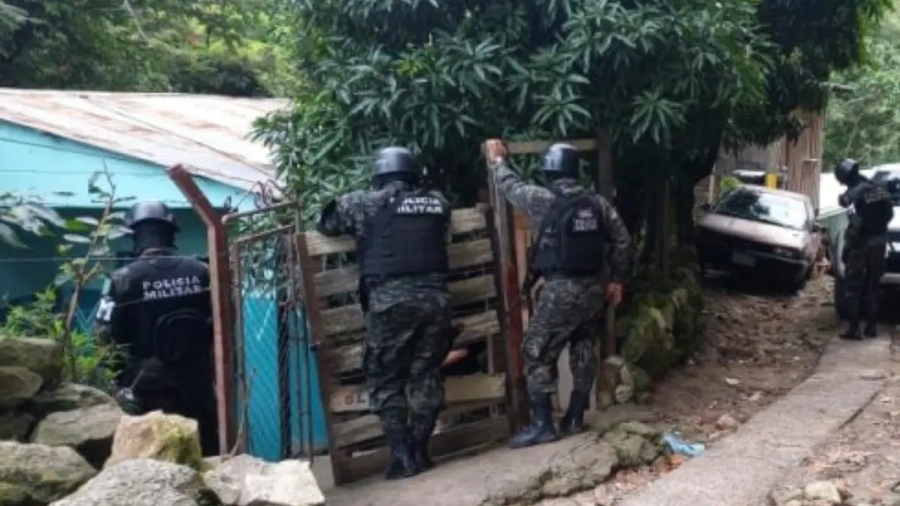 El drama del desplazamiento forzado: ¿quién manda realmente en los barrios de Honduras? Imagen de El drama del desplazamiento forzado: ¿quién manda realmente en los barrios de Honduras?