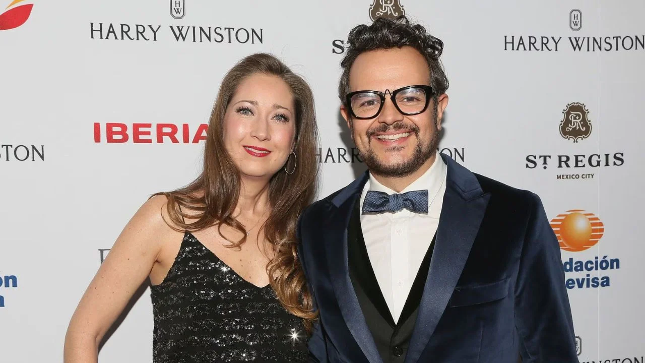 Esposa de Aleks Syntek: ¿Quién es Karen Coronado y qué se sabe sobre su relación? Imagen de Esposa de Aleks Syntek: ¿Quién es Karen Coronado y qué se sabe sobre su relación?