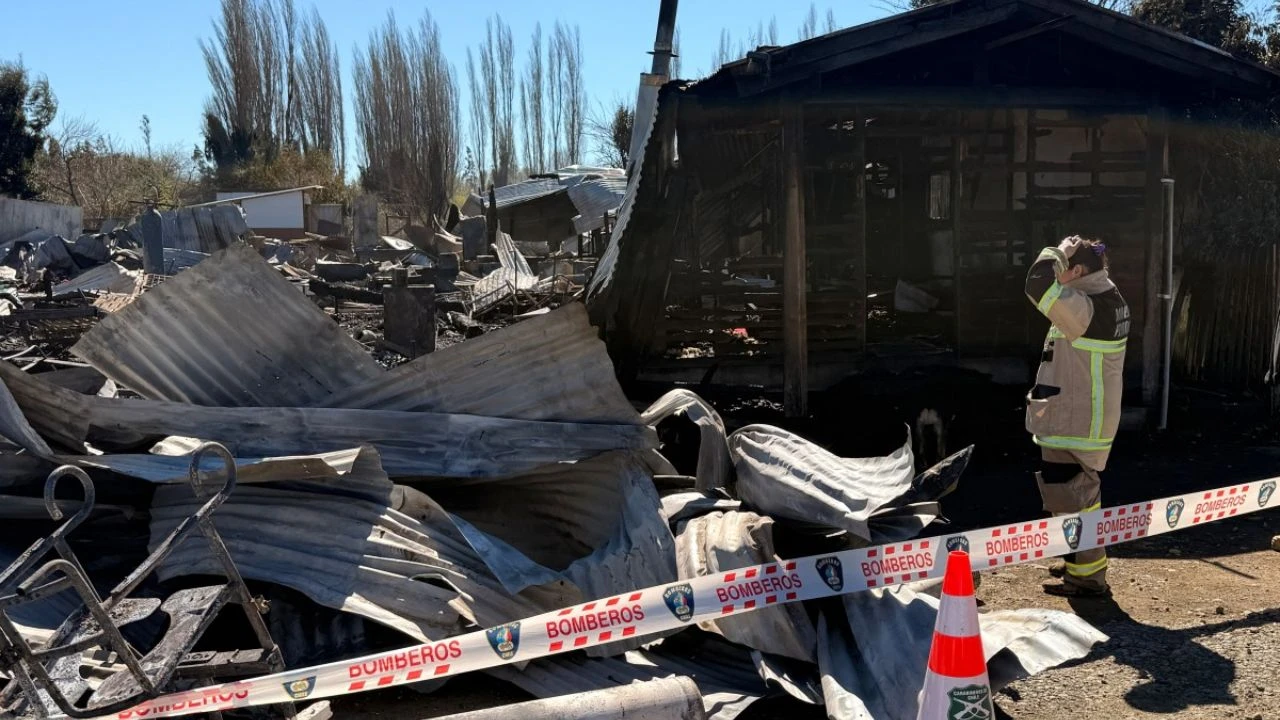 Incendio en hogar de adultos mayores en Chile deja 16 personas fallecidas Imagen de Incendio en hogar de adultos mayores en Chile deja 16 personas fallecidas