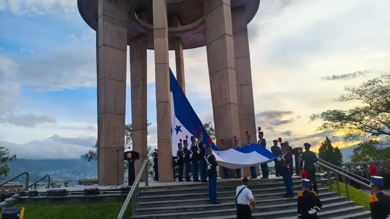 ‘La Patria se construye trabajando’: Honduras conmemora el mes de la independencia Imagen de ‘La Patria se construye trabajando’: Honduras conmemora el mes de la independencia