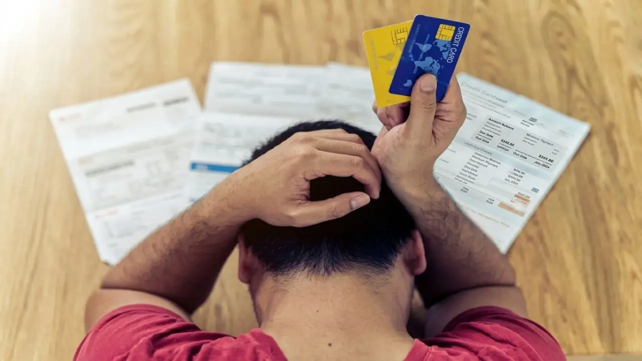 ¿Qué pasa si dejas de pagarle al banco y no tienes bienes? Esto dice la ley Imagen de ¿Qué pasa si dejas de pagarle al banco y no tienes bienes? Esto dice la ley