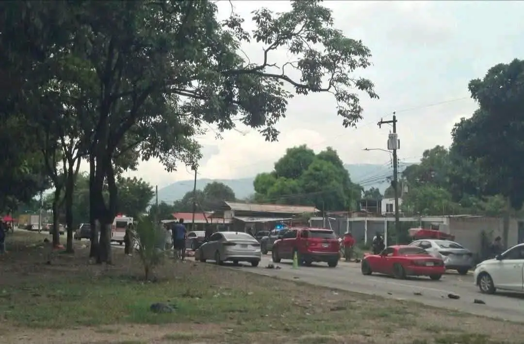 Imagen del accidente donde murió a tropellado el panadero sampedrano