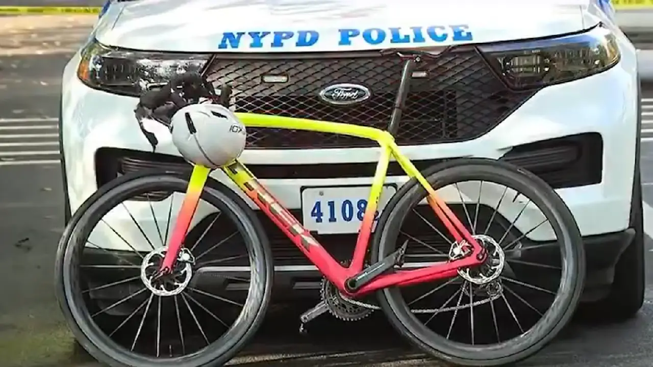 Esta es la bicicleta del hombre que muere tras colisionar con perro e pleno parque 