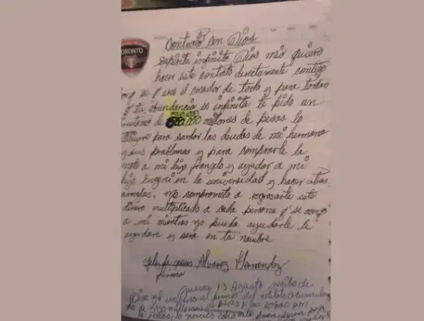 Foto de la carta de una mujer que fingió cáncer de su hermana y robó dinero a sus vecinos y conocidos