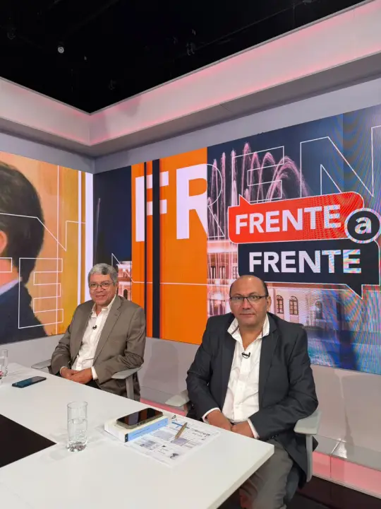 Frente a Frente