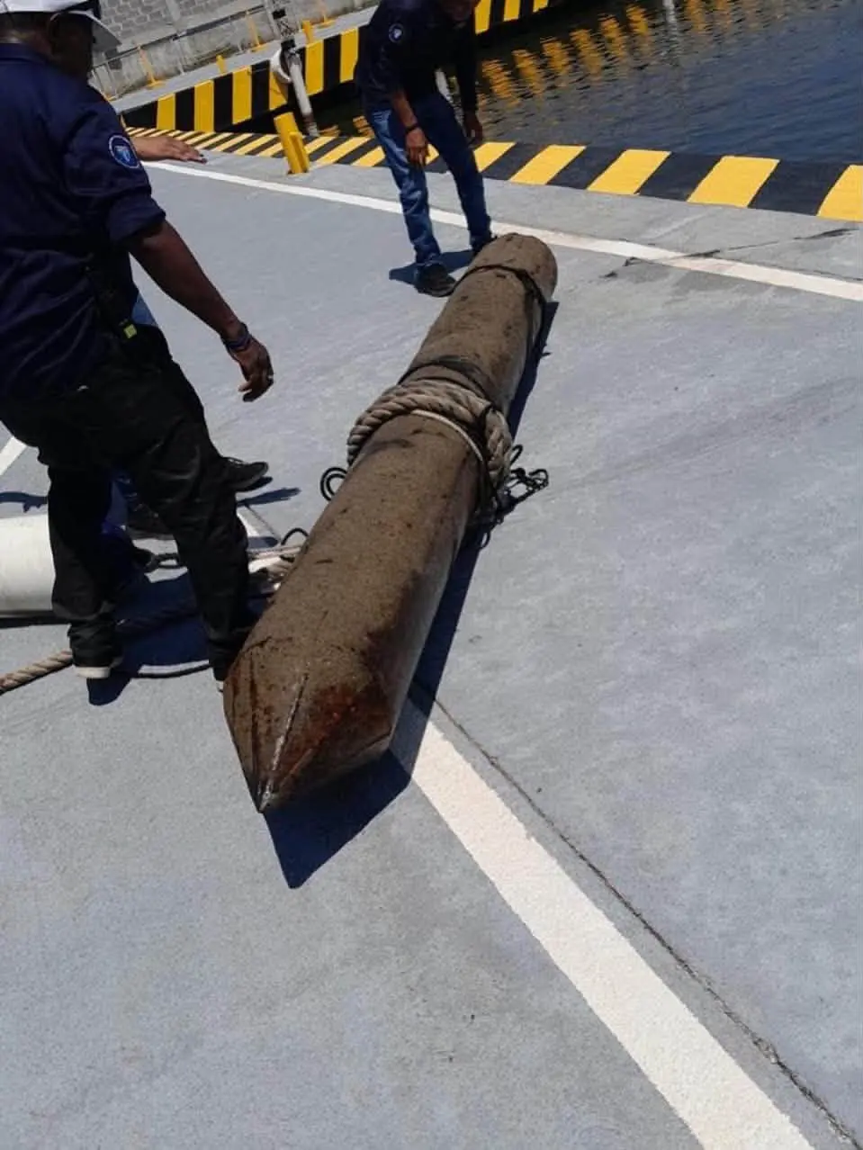 TUBO METALICO