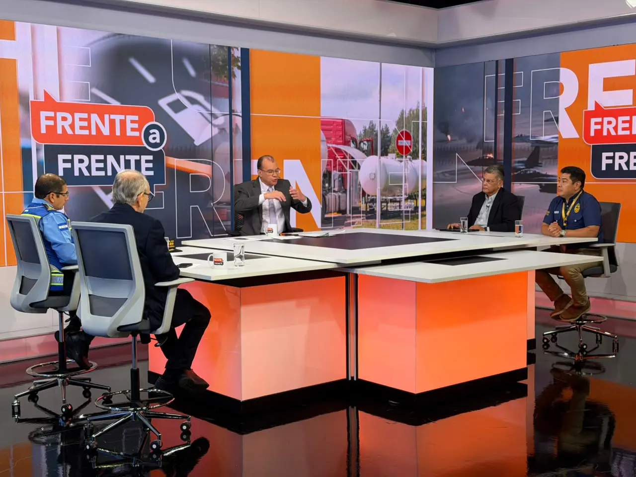 INVITADOS DE FRENTE A FRENTE