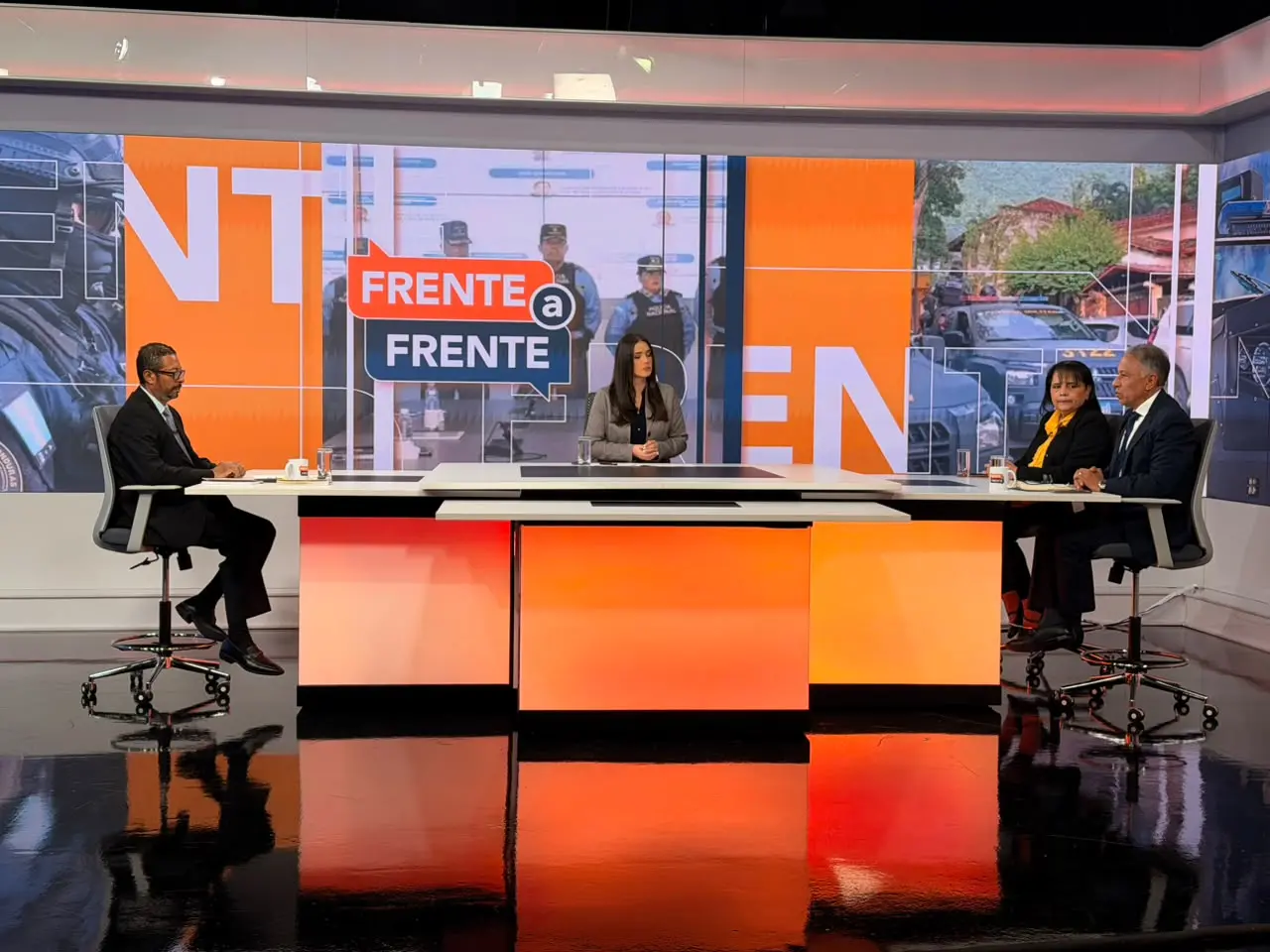 INVITADOS DE FRENTE A FRENTE