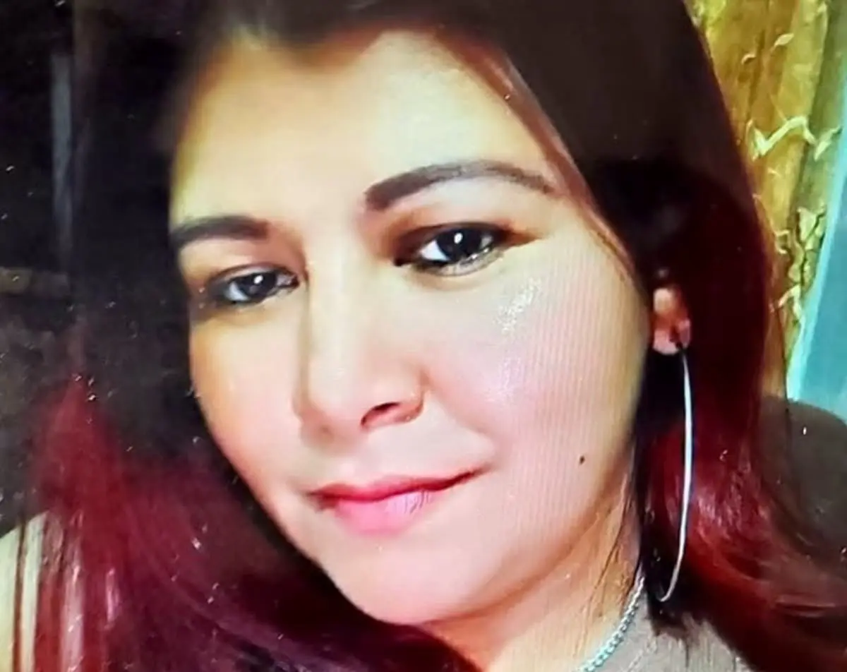 MUJER