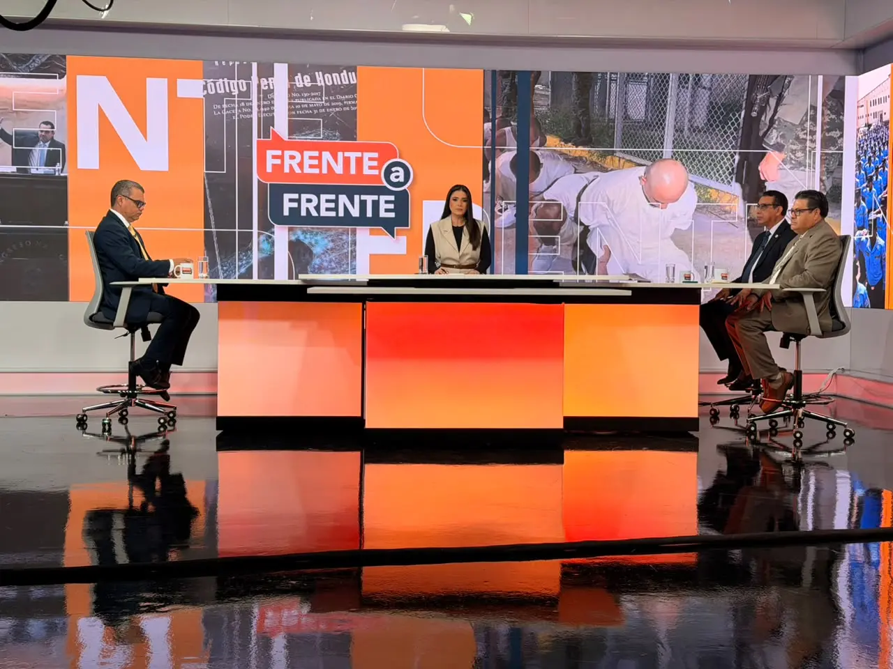 INVITADOS DE FRENTE A FRENTE