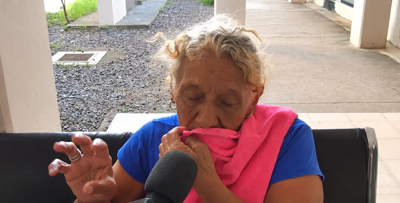 Reina Zepeda, hondureña que asegura que su hijo se dedica a robar