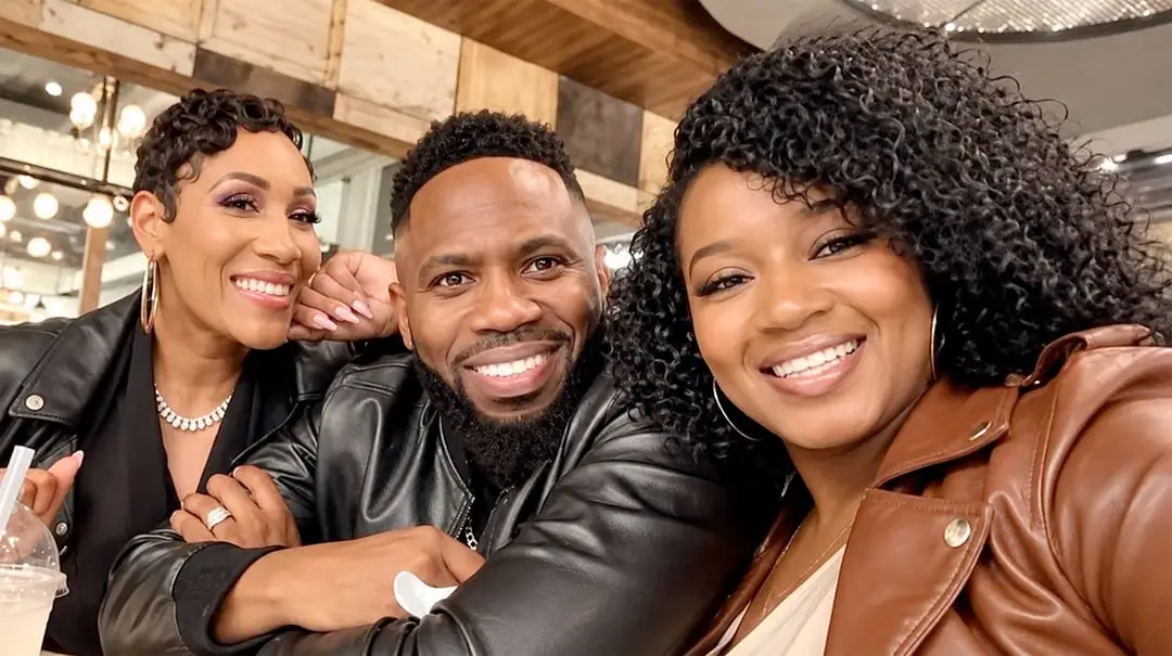 Pastor Israel Ford junto a su primera esposa, Lydia Ford, y su segunda esposa,  Shakayla Ford