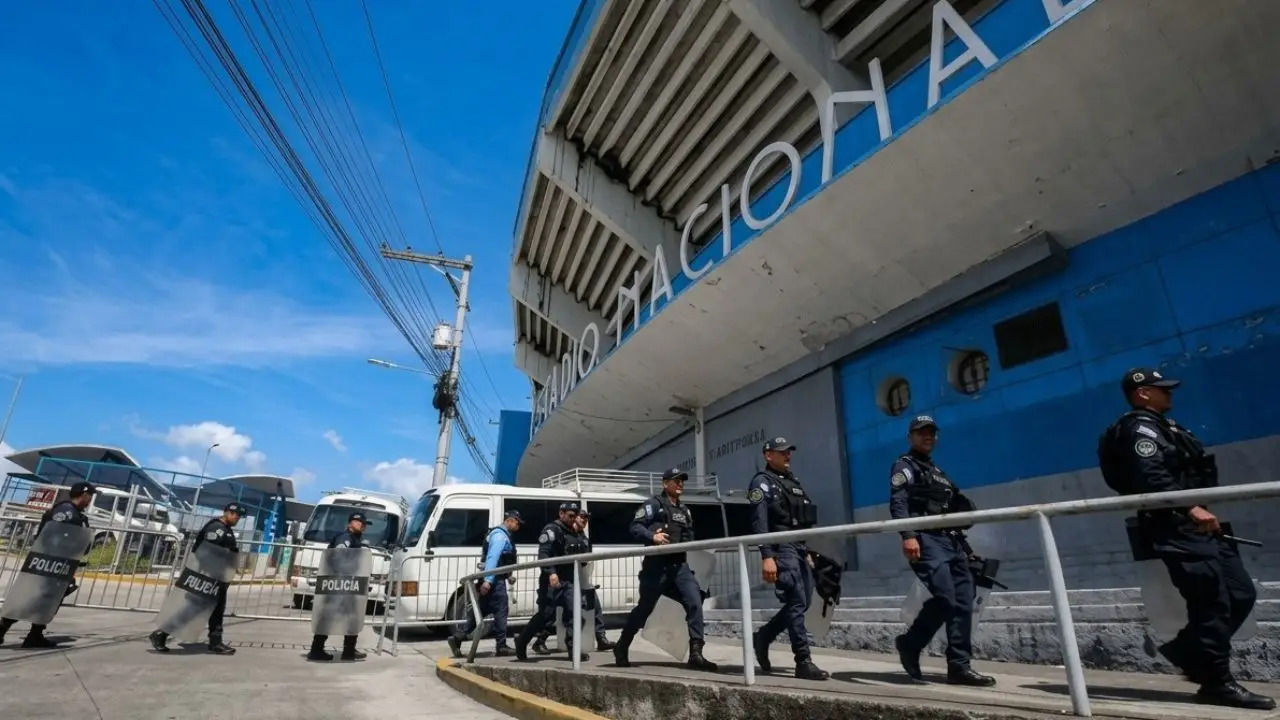 Calles cerradas este jueves en Tegucigalpa por el encuentro Olimpia vs. Real España Imagen de Calles cerradas este jueves en Tegucigalpa por el encuentro Olimpia vs. Real España