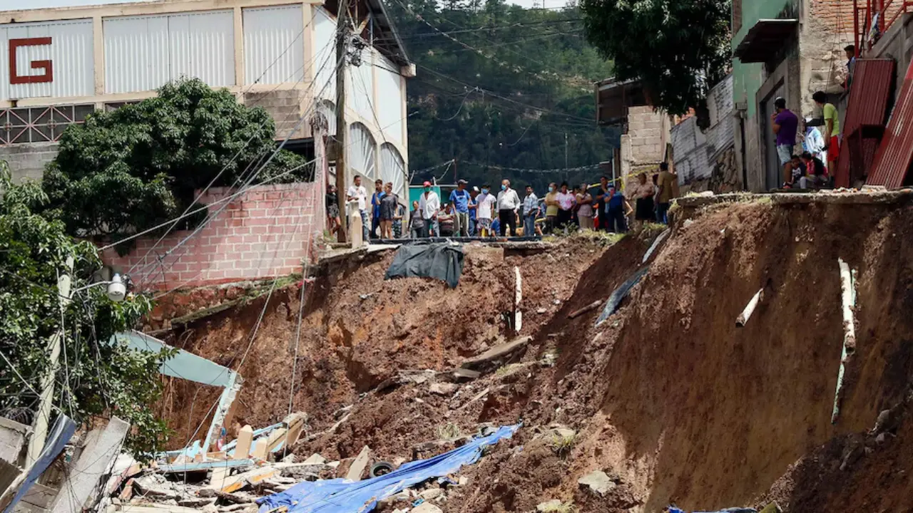 Casi el 70% del DC es vulnerable a deslizamientos e inundaciones, advierte la AMDC Imagen de Casi el 70% del DC es vulnerable a deslizamientos e inundaciones, advierte la AMDC