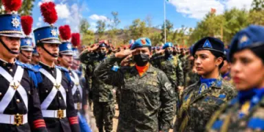 Imagen de Honduras celebra a sus Fuerzas Armadas por un golpe de Estado de 1956