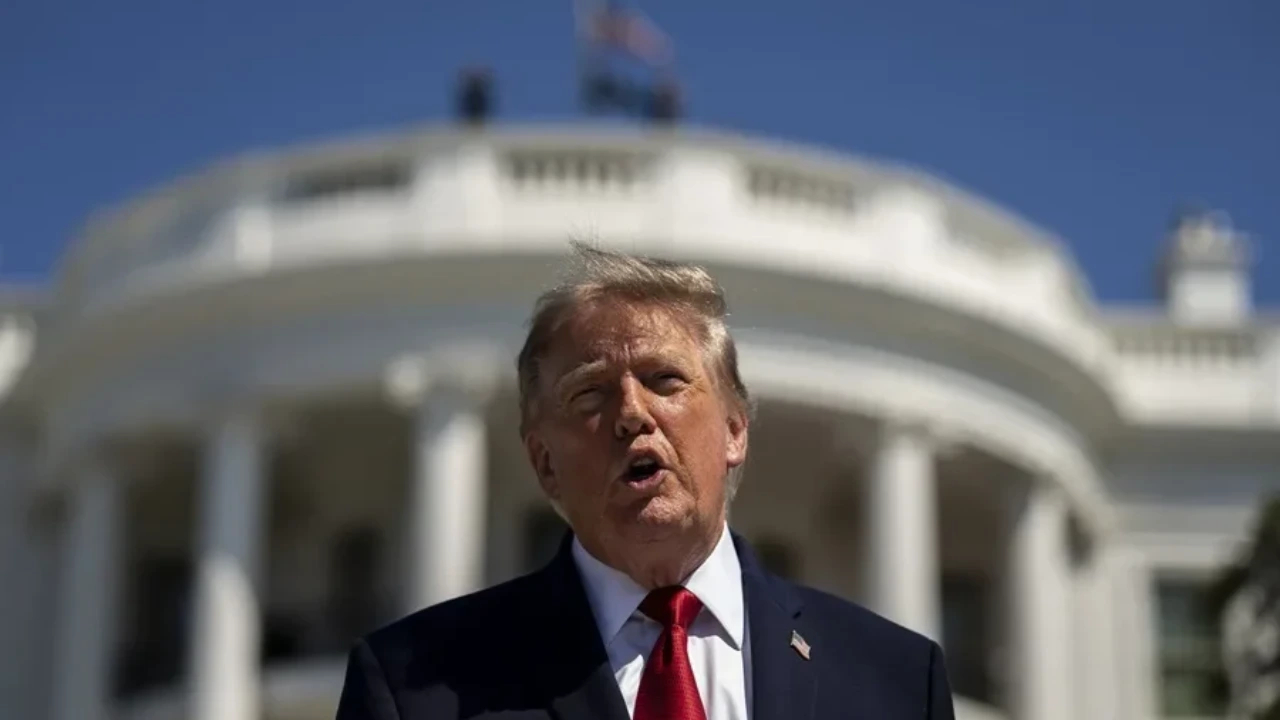 Trump culpa a Irán de manipular el precio del crudo con fines electorales en EE. UU. Imagen de Trump culpa a Irán de manipular el precio del crudo con fines electorales en EE. UU.