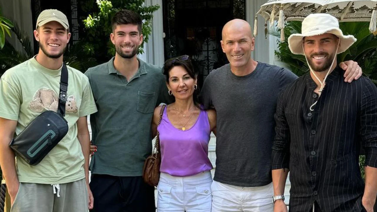 ¿Dónde juegan actualmente los hijos de Zinedine Zidane: Luca, Théo y Elyaz? Imagen de ¿Dónde juegan actualmente los hijos de Zinedine Zidane: Luca, Théo y Elyaz?