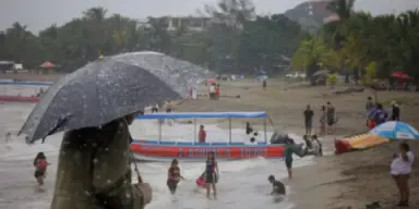Imagen de ¿Dónde lloverá durante el feriado morazánico? Este es el pronóstico
