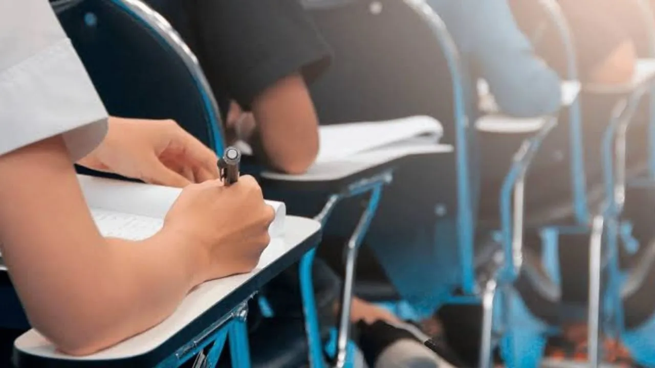 Mueren 34 alumnos y una maestra tras derrumbe en horario de clases Imagen de Mueren 34 alumnos y una maestra tras derrumbe en horario de clases