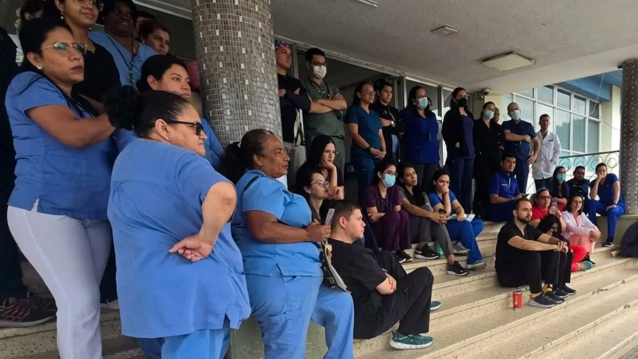 Fiscalía investiga denuncia de paciente que no recibió atención médica Imagen de Fiscalía investiga denuncia de paciente que no recibió atención médica