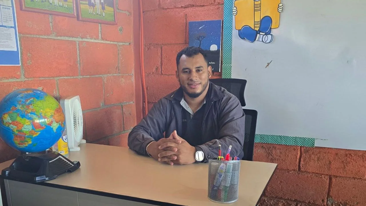 José Carlos Ochoa, el 'profe' que transforma su escuela en Olancho Imagen de José Carlos Ochoa, el 'profe' que transforma su escuela en Olancho