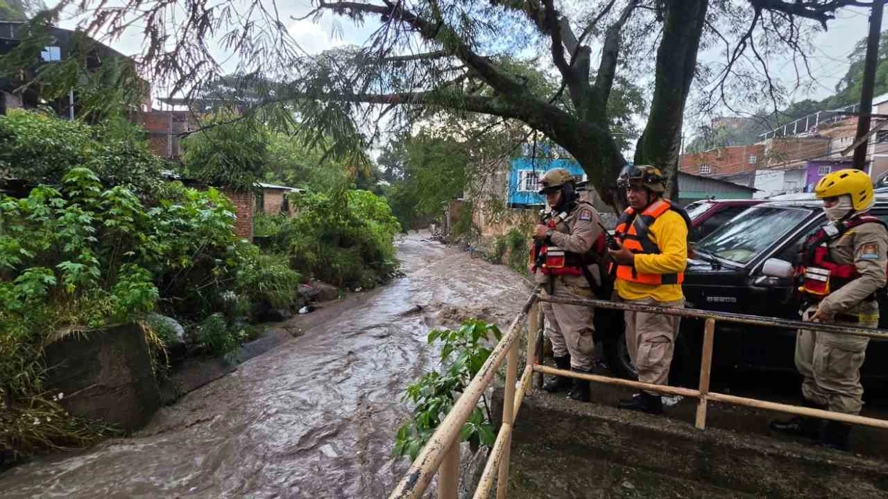 La lluvia seguirá golpeando y quebradas con riesgo de crecidas repentinas Imagen de La lluvia seguirá golpeando y quebradas con riesgo de crecidas repentinas