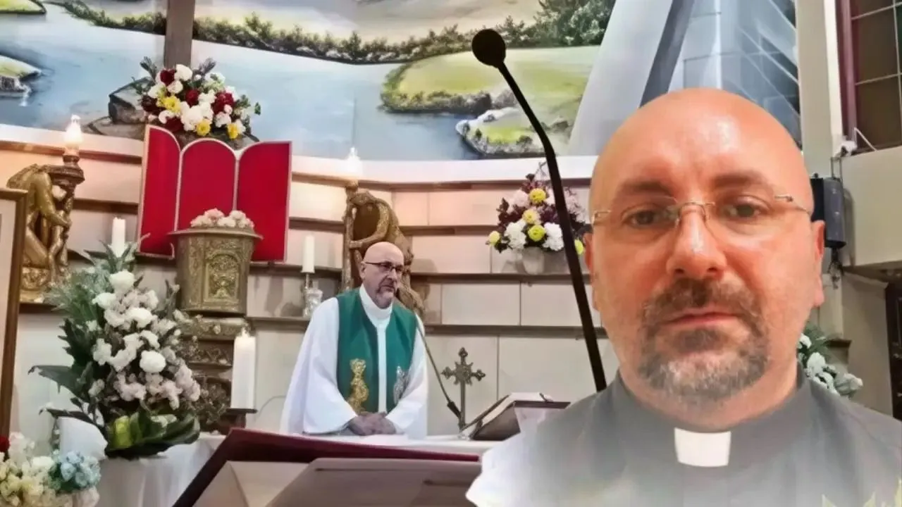 'Su palabra salvó a muchos': despiden a sacerdote que murió en misa Imagen de 'Su palabra salvó a muchos': despiden a sacerdote que murió en misa