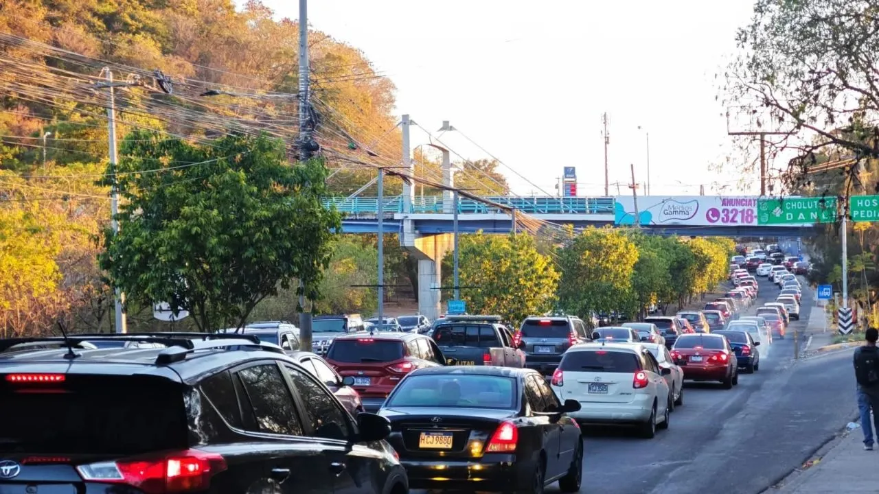 Permiso para circular sin placas en Honduras: cómo renovarlos y evitar sanciones Imagen de Permiso para circular sin placas en Honduras: cómo renovarlos y evitar sanciones
