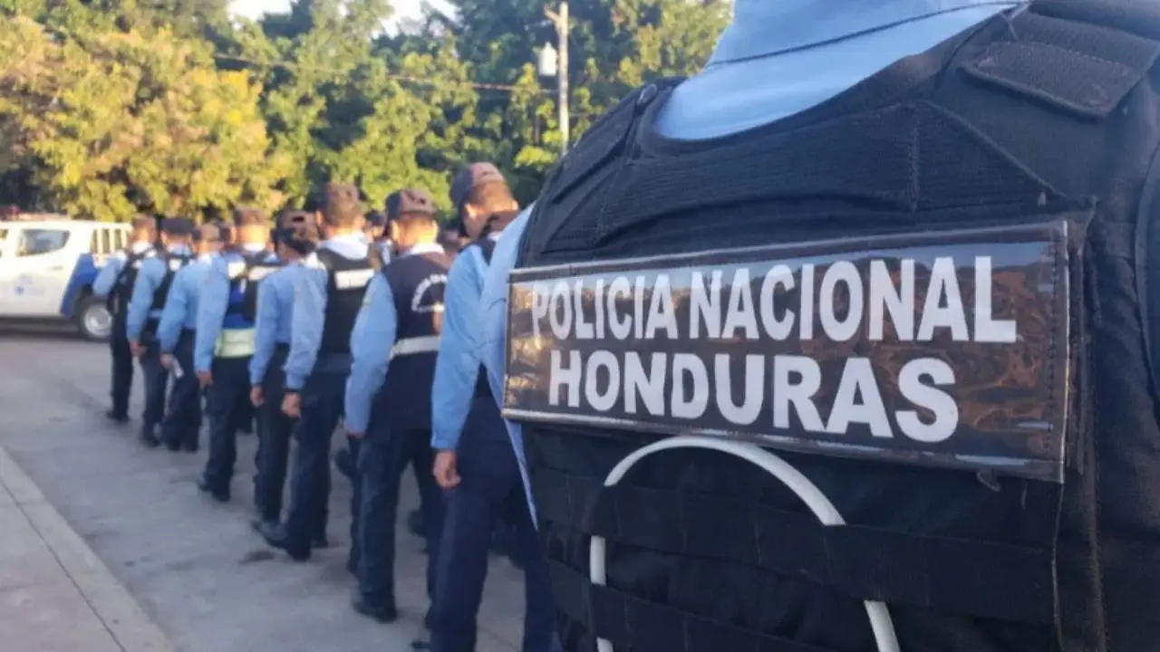 Policía anuncia nuevas operaciones para capturar a los "toros" del crimen Imagen de Policía anuncia nuevas operaciones para capturar a los "toros" del crimen