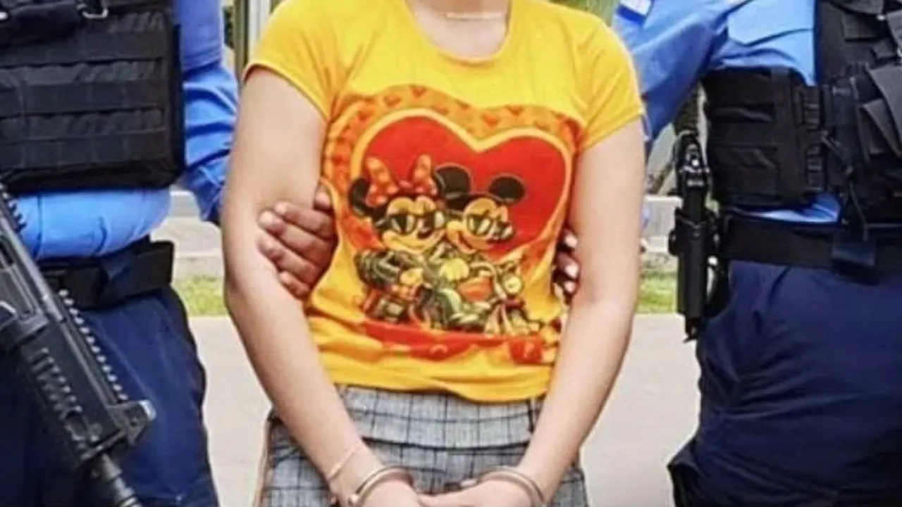 Mujer habría fingido dos secuestros con IA para sacarle dinero a su pareja Imagen de Mujer habría fingido dos secuestros con IA para sacarle dinero a su pareja