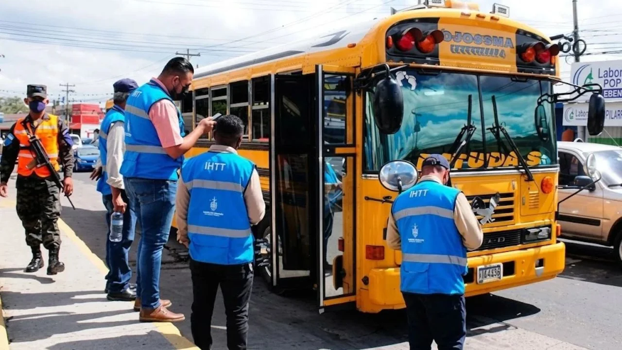Requisitos para realizar el trámite de cambio de unidad de transporte ante el IHTT Imagen de Requisitos para realizar el trámite de cambio de unidad de transporte ante el IHTT