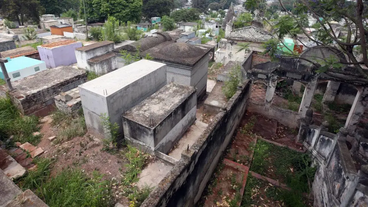 Más de 50 tumbas han sido profanadas en el cementerio de Choluteca Imagen de Más de 50 tumbas han sido profanadas en el cementerio de Choluteca