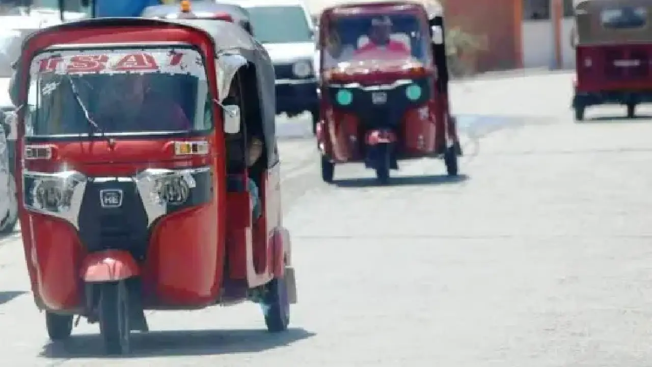 Circulación de mototaxis